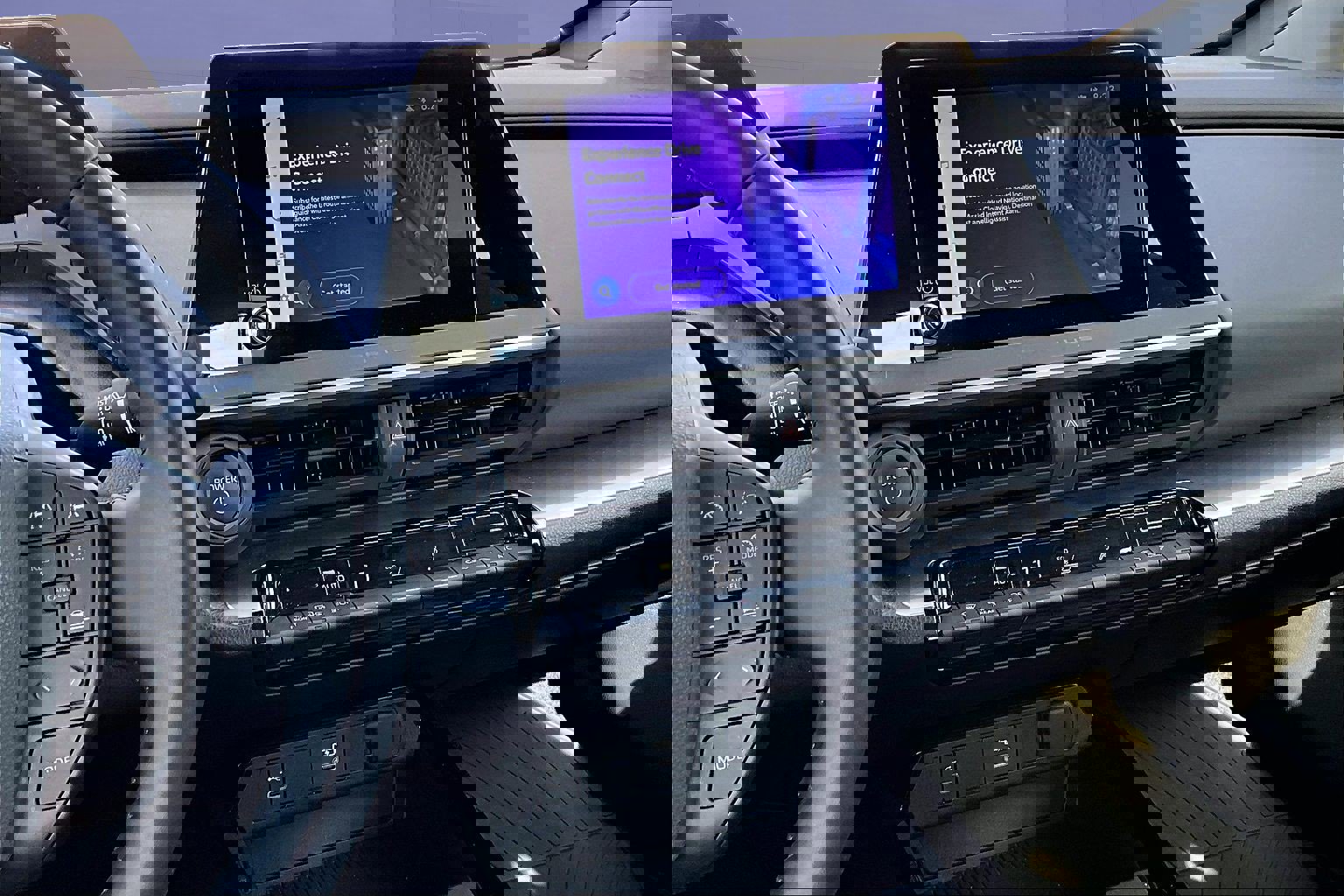 Used 2024 Toyota Prius LE AWD/4WD image 9