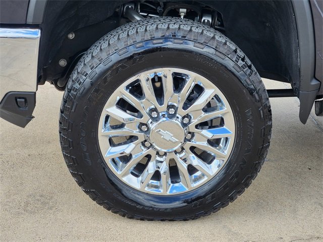 Used 2024 Chevrolet Silverado 2500 LTZ w/ LTZ Texas Edition AWD/4WD image 19