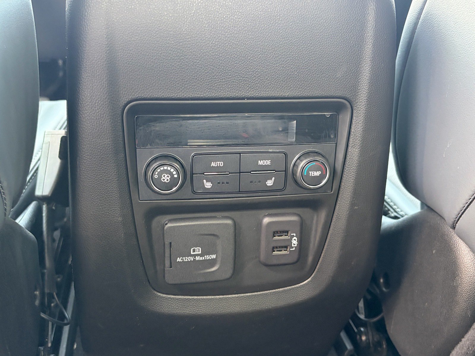 Used 2023 Buick Enclave Premium FWD image 14