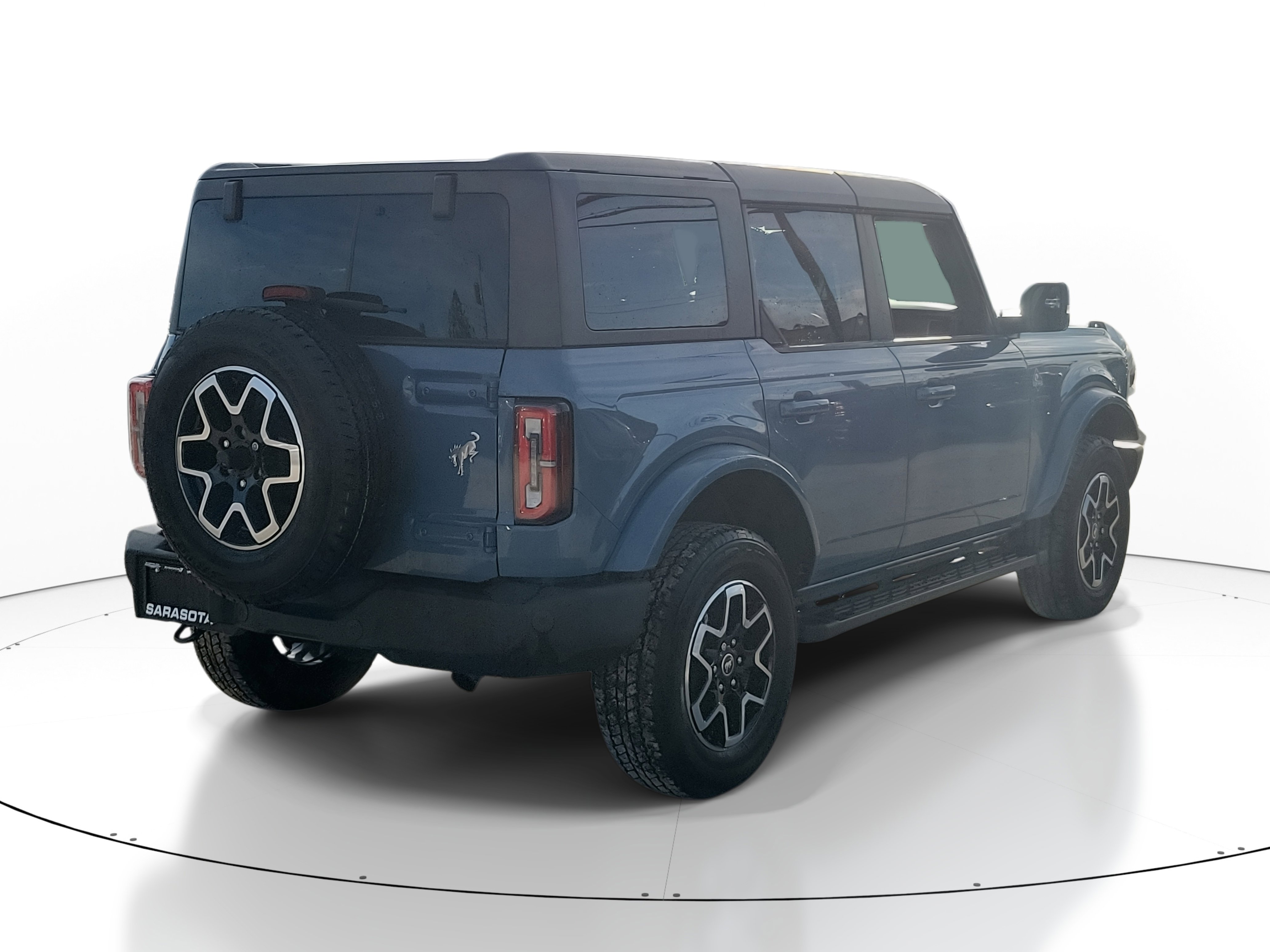 Used 2023 Ford Bronco Outer Banks image 6