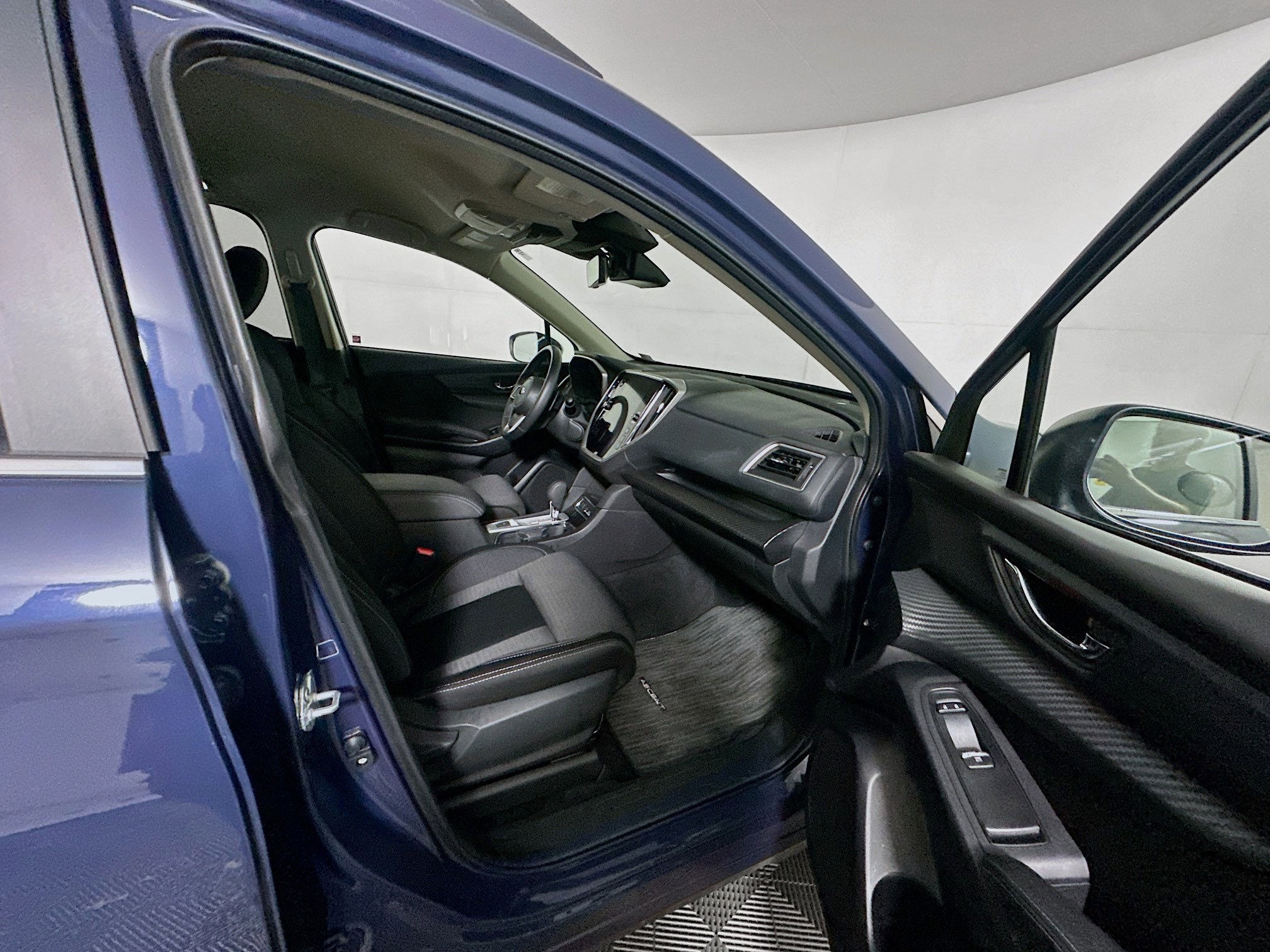 Used 2025 Subaru Ascent Premium image 32