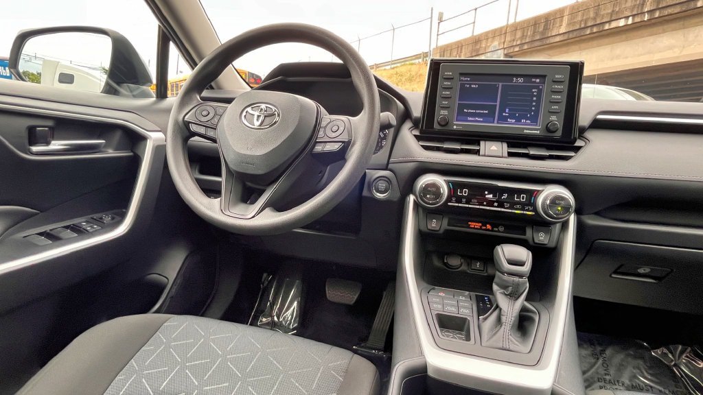 Used 2022 Toyota RAV4 XLE w/ Convenience Package AWD/4WD image 21