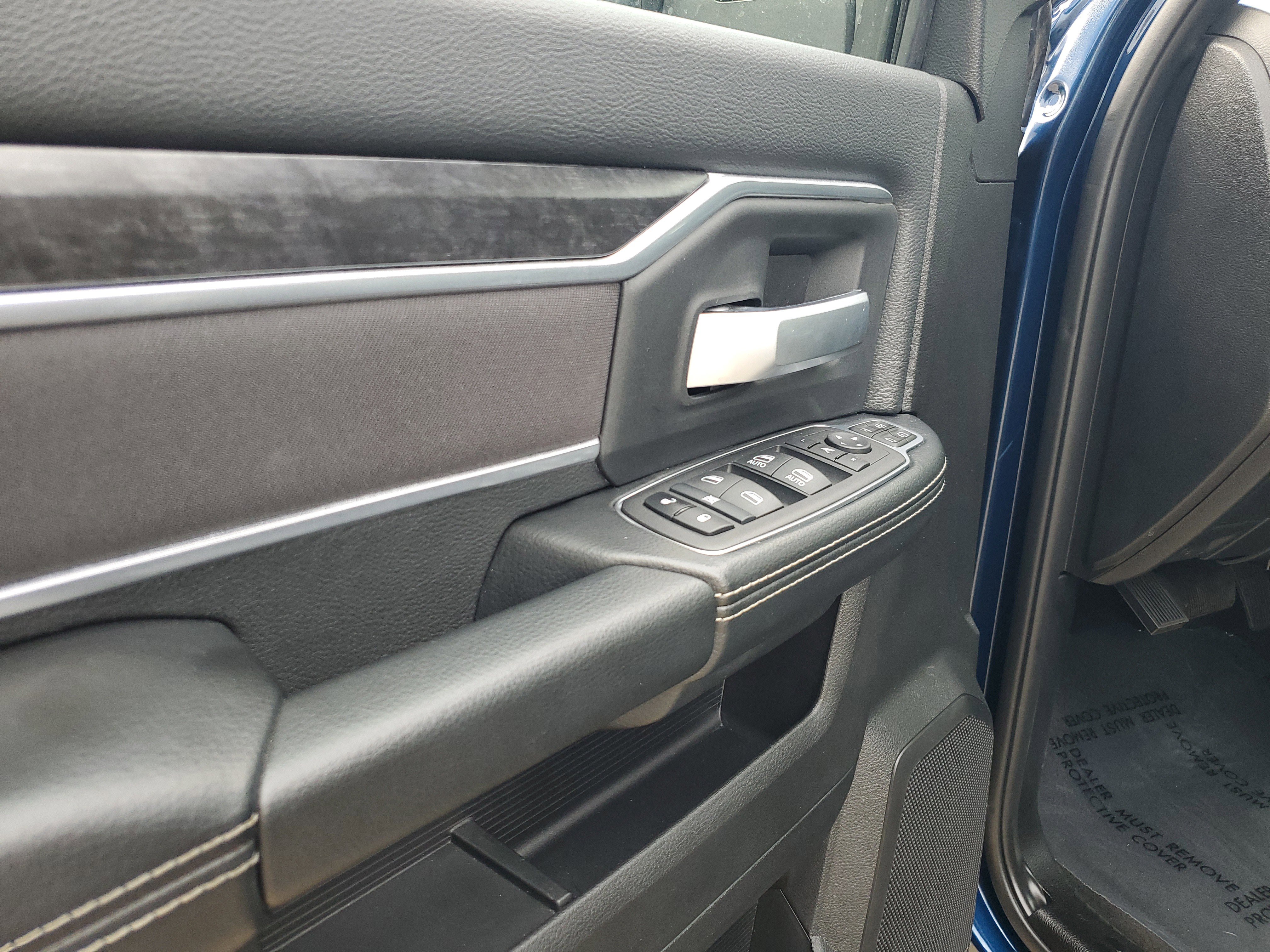 Used 2024 RAM 2500 Big Horn w/ Bed Utility Group image 7