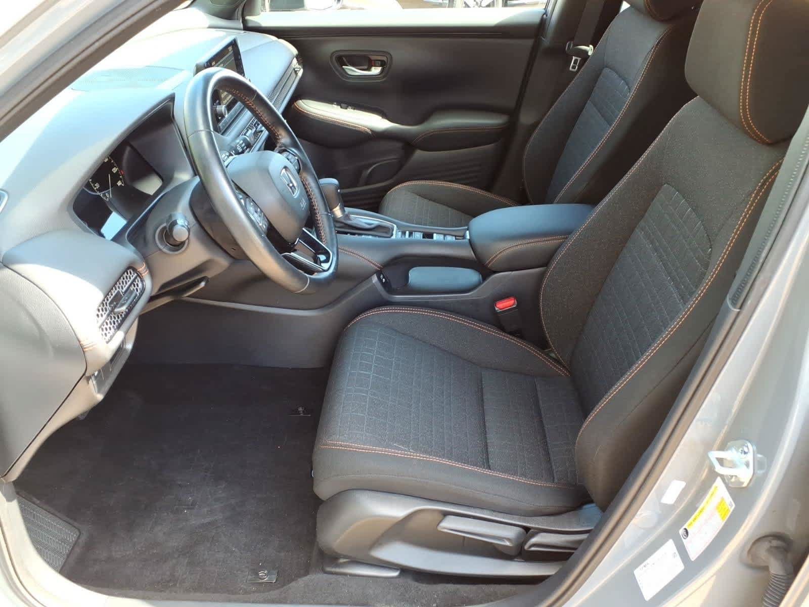 Used 2025 Honda HR-V Sport image 15