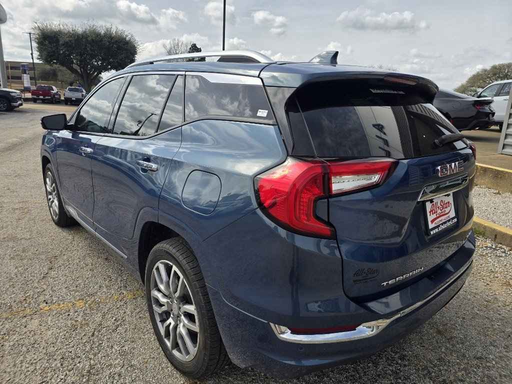 Used 2024 GMC Terrain Denali image 7