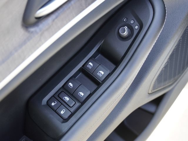 Certified 2024 Jeep Grand Cherokee Limited w/ Black Appearance Package RWD image 20