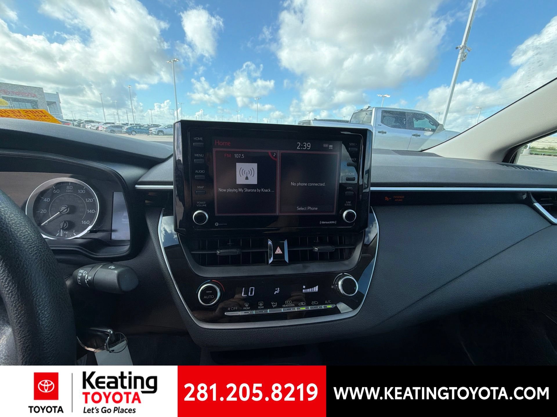 Used 2022 Toyota Corolla LE FWD image 15