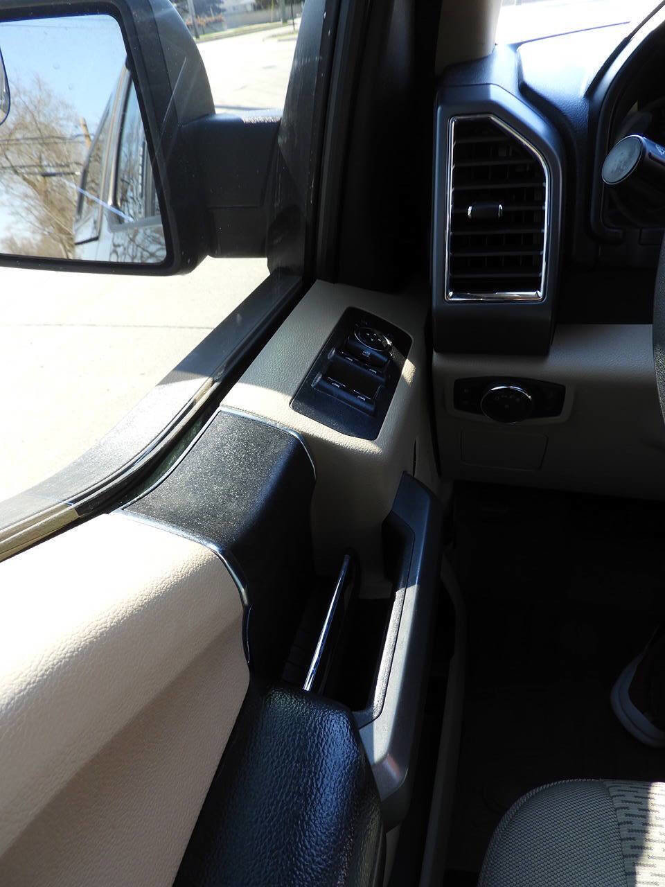 Used 2016 Ford F150 XLT w/ Trailer Tow Package image 19