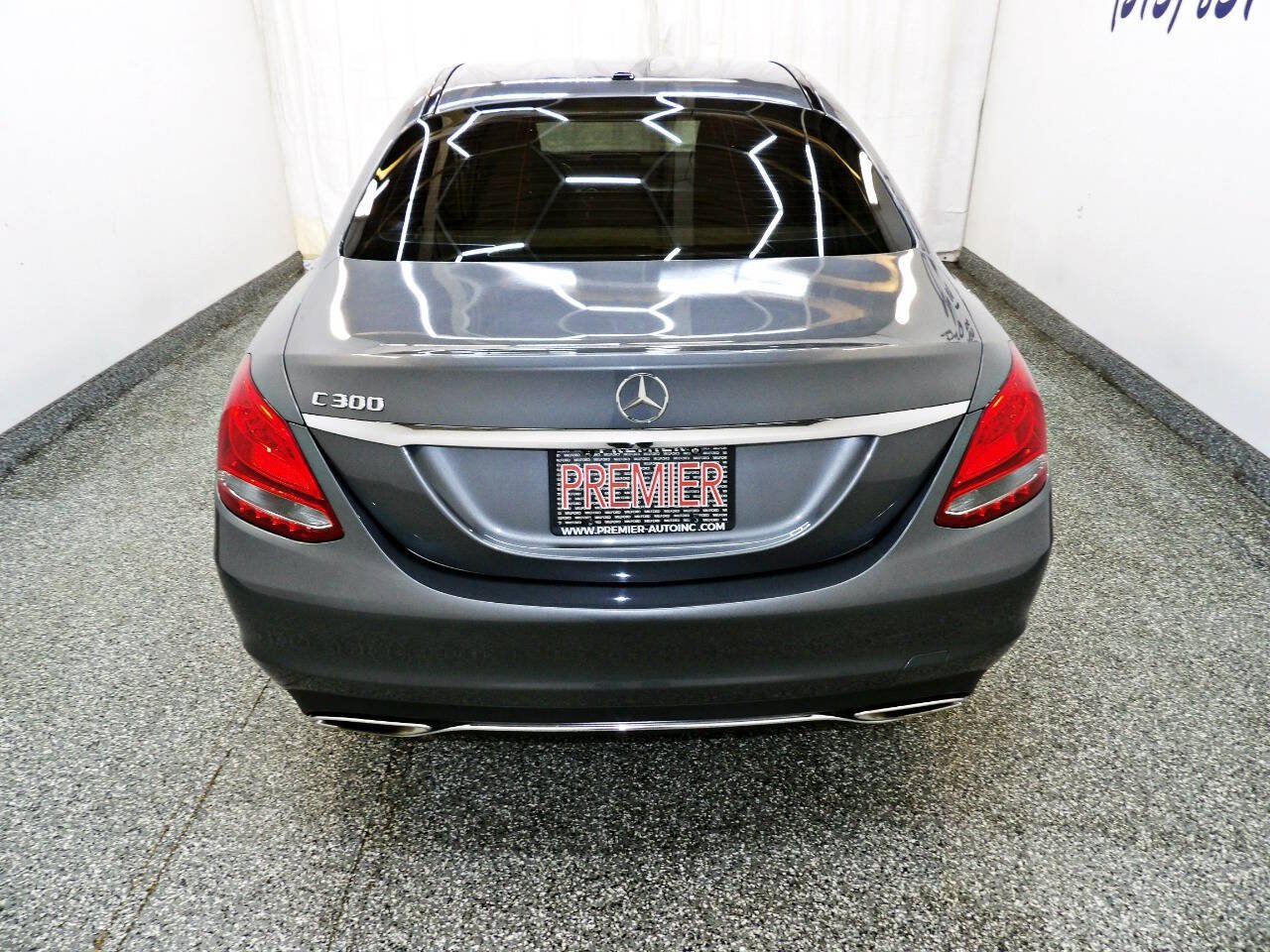 Used 2017 Mercedes-Benz C 300 Sedan image 5