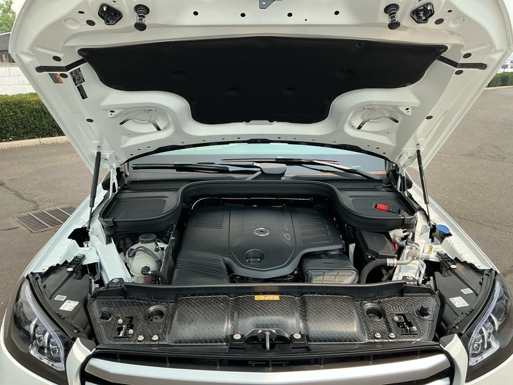 New 2026 Mercedes-Benz GLS 450 4MATIC image 36