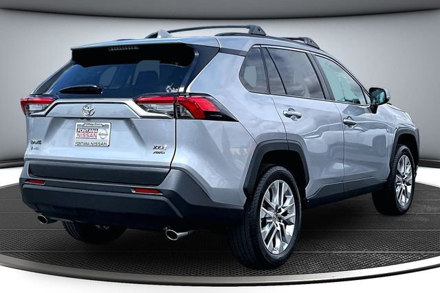 Used 2025 Toyota RAV4 XLE Premium w/ Weather Package AWD/4WD image 6