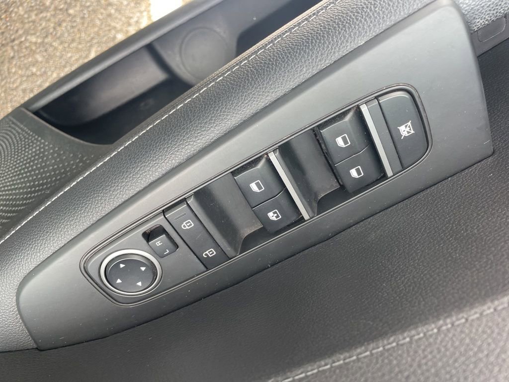 Used 2023 Kia Forte GT-Line w/ GT-Line Technology Package image 19