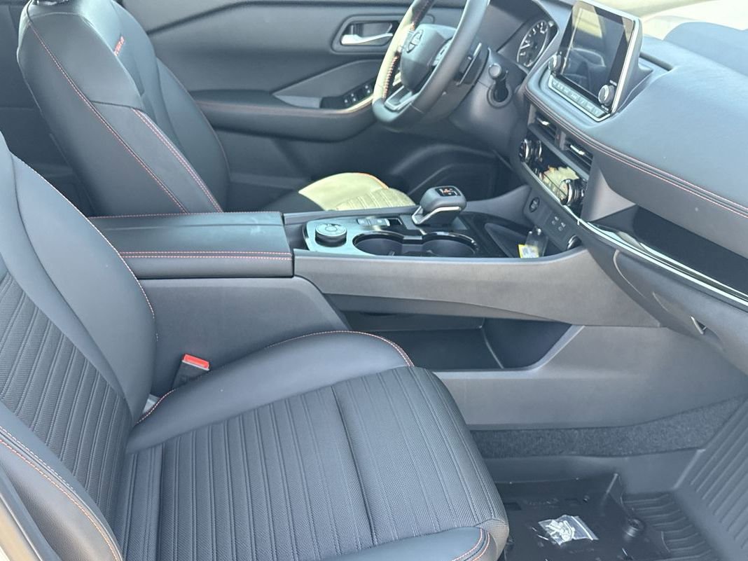 New 2026 Nissan Rogue SV image 12