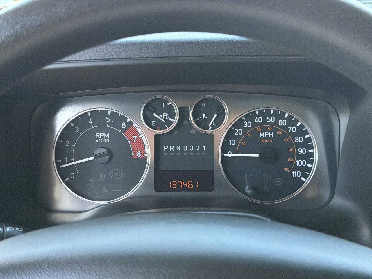 Used 2008 HUMMER H3 AWD/4WD image 30