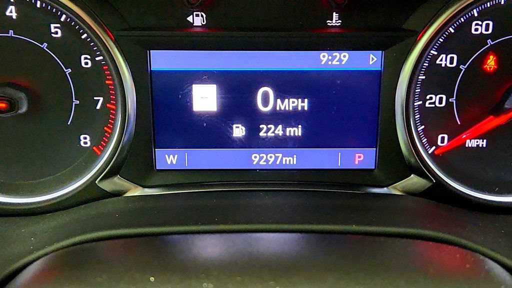 Used 2023 GMC Acadia SLE w/ Driver Convenience Package FWD image 15