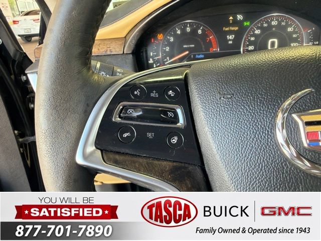 Used 2013 Cadillac XTS Premium FWD image 25