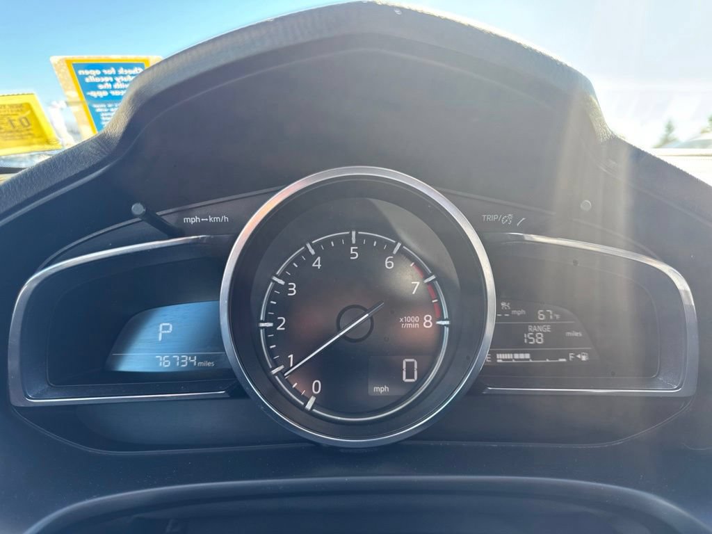 Used 2018 MAZDA MAZDA3 Grand Touring w/ Premium Equipment Package FWD image 12