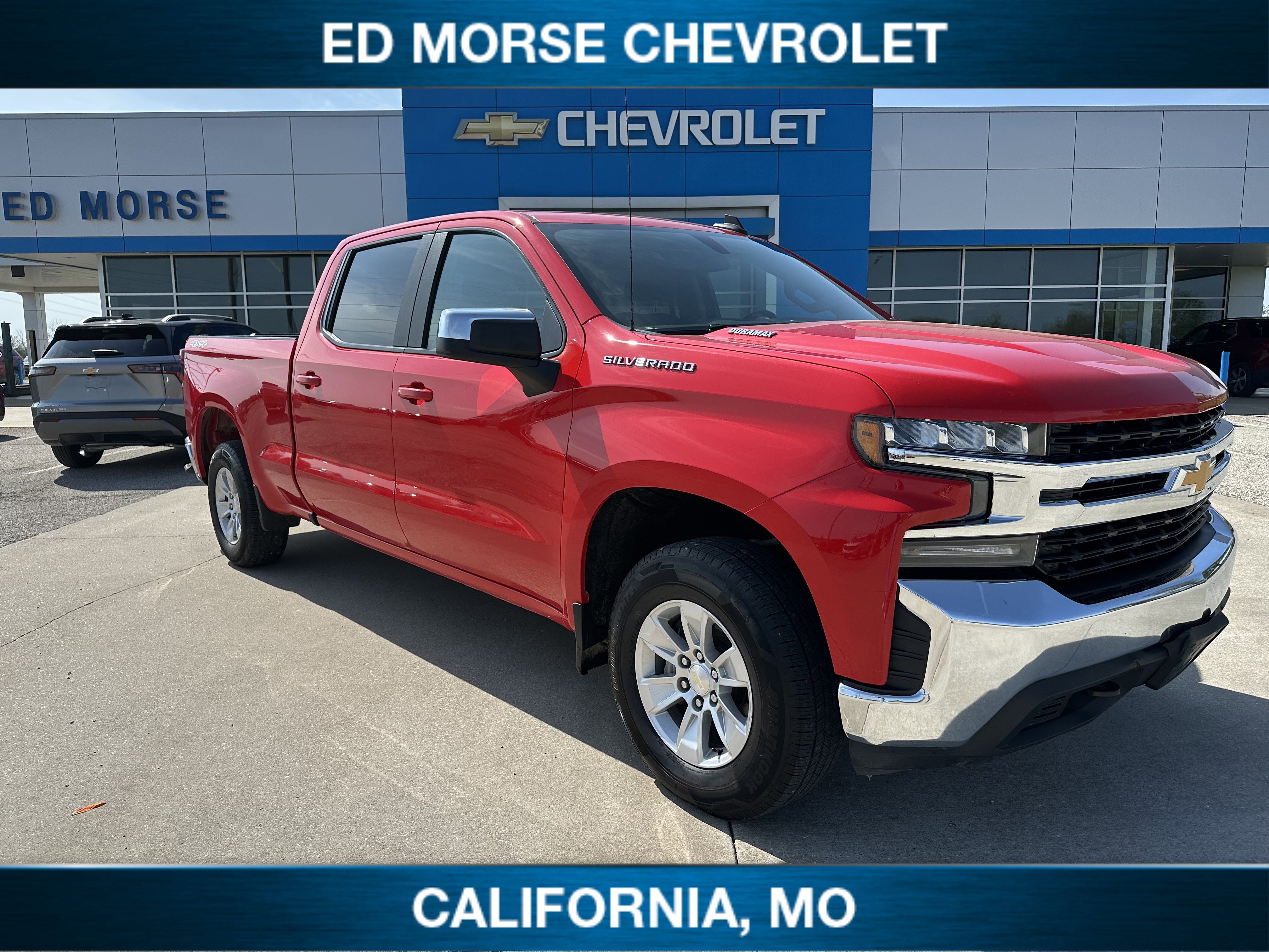 Used 2021 Chevrolet Silverado 1500 LT AWD/4WD image 1