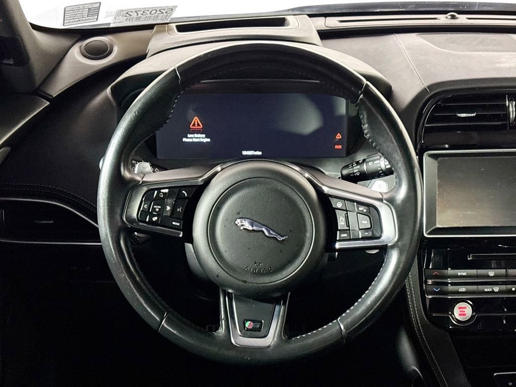 Used 2017 Jaguar F-PACE S image 13