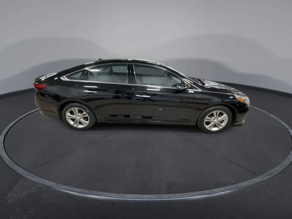 Used 2018 Hyundai Sonata Limited w/ Cargo Package image 9