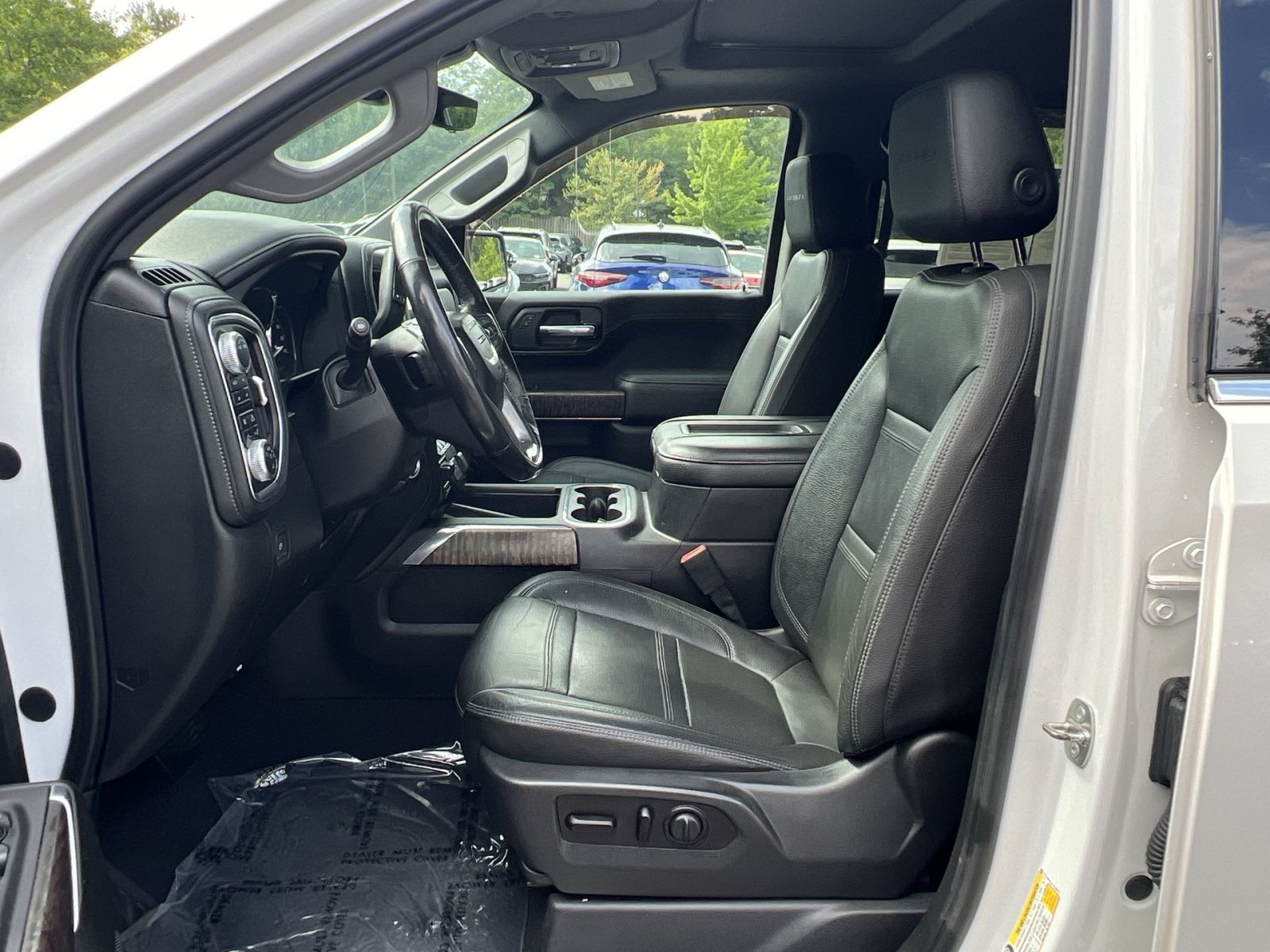 Used 2020 GMC Sierra 1500 Denali w/ Denali Ultimate Package AWD/4WD image 18