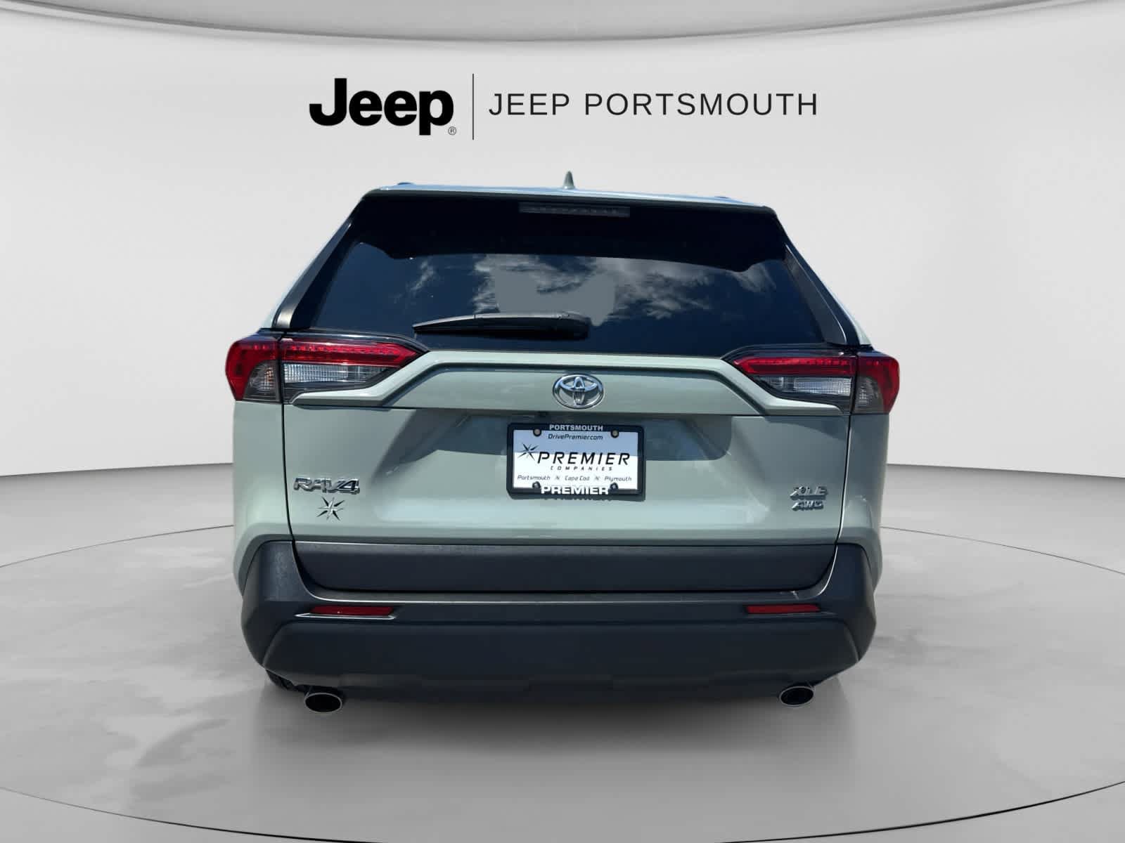 Used 2022 Toyota RAV4 XLE w/ Convenience Package AWD/4WD image 7