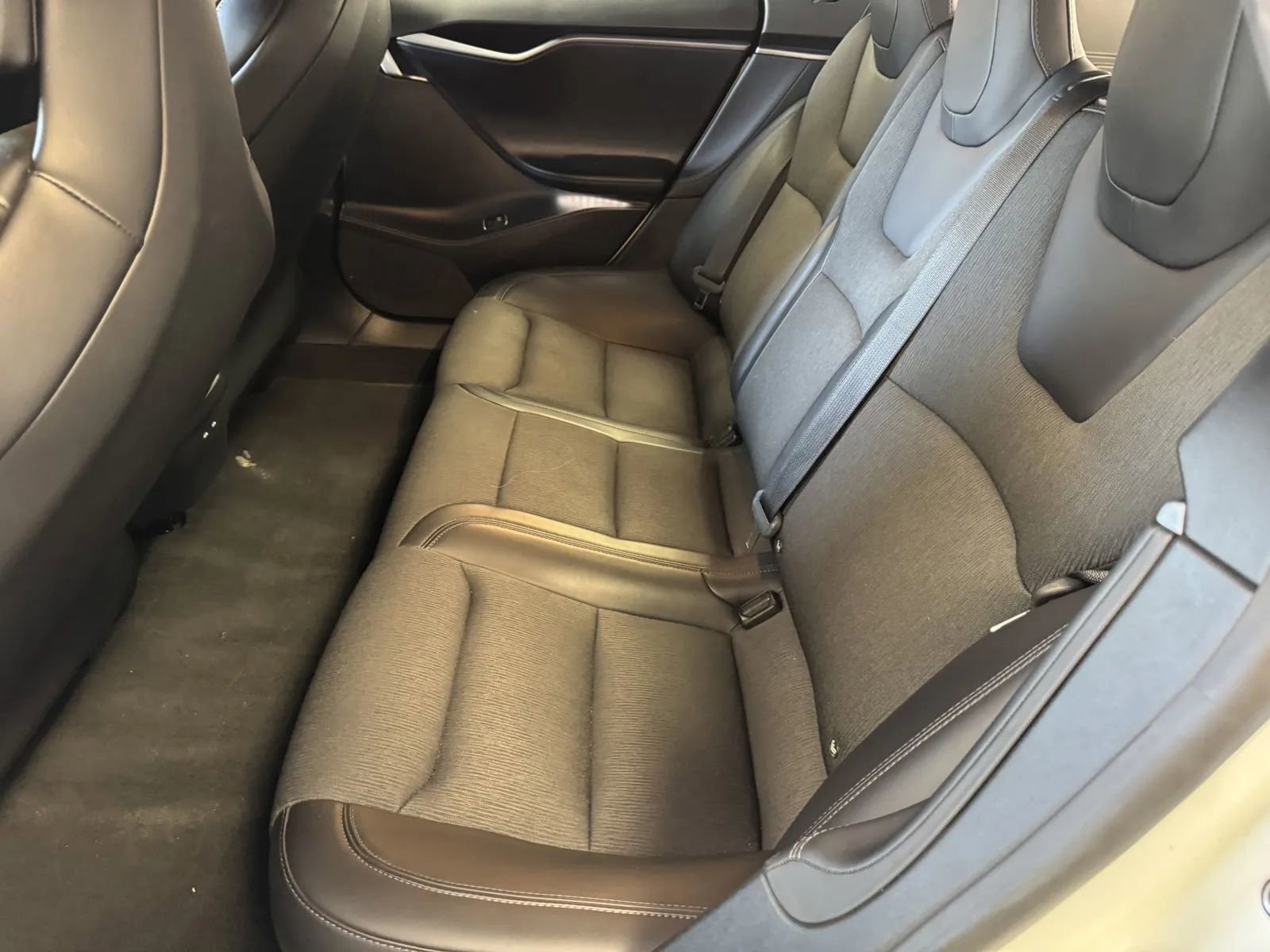 Used 2018 Tesla Model S 75D image 9