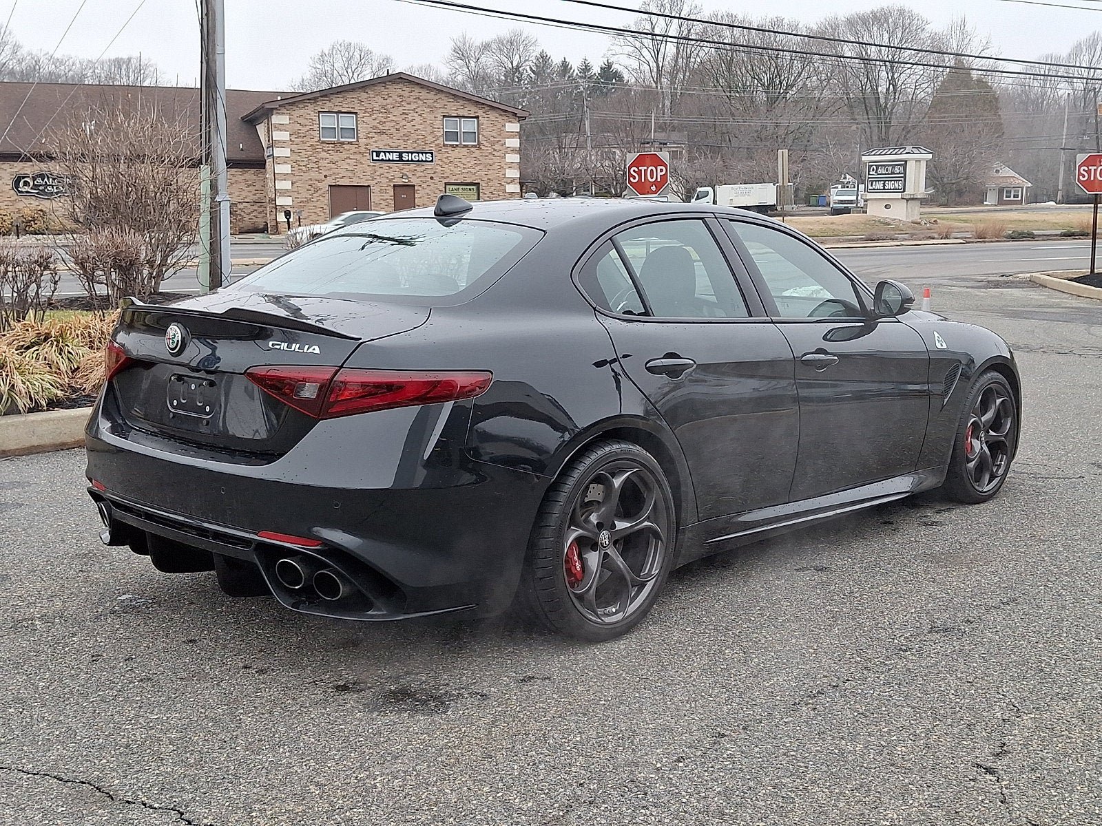 Used 2023 Alfa Romeo Giulia Quadrifoglio w/ Active Assist Plus Package RWD image 4