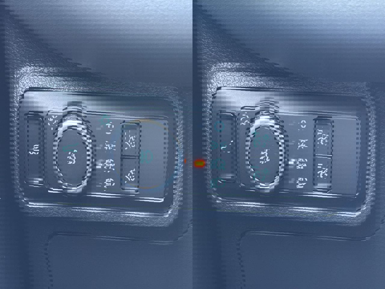 New 2026 Ford Explorer Active w/ Active Comfort Package image 18