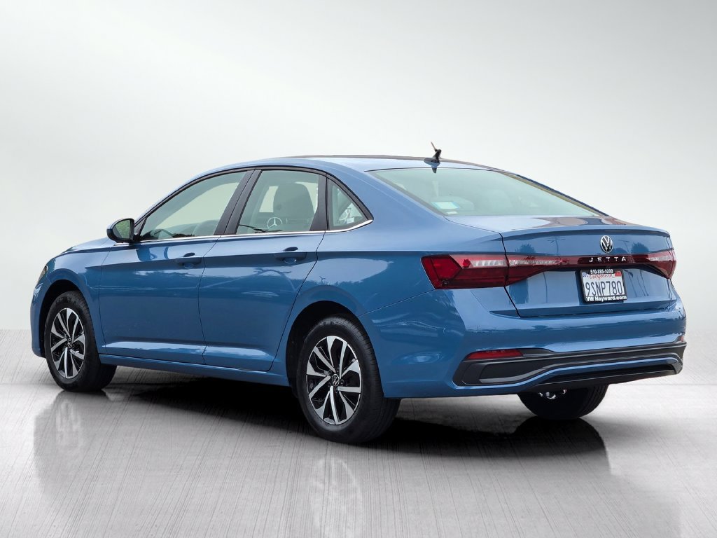 Used 2025 Volkswagen Jetta S FWD image 6