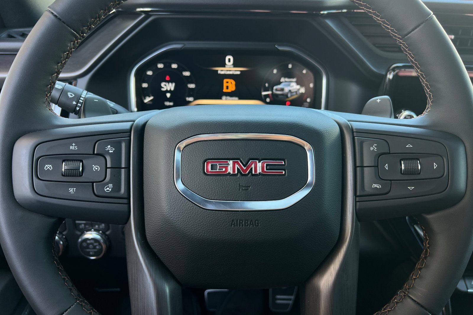 New 2026 GMC Sierra 1500 AT4 w/ AT4 Premium Package AWD/4WD image 21