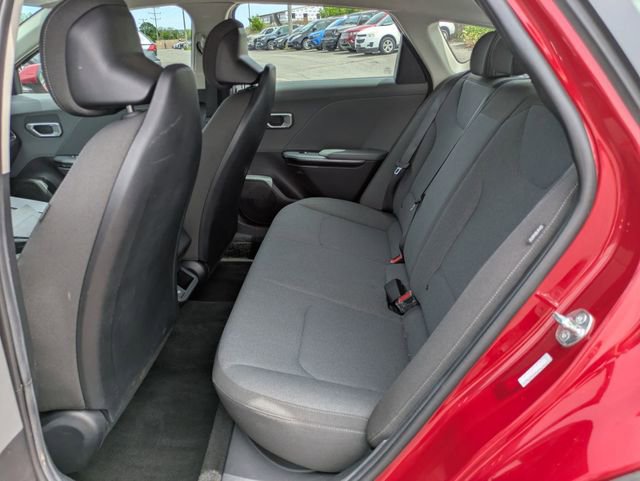 Used 2025 Kia K4 FWD image 19