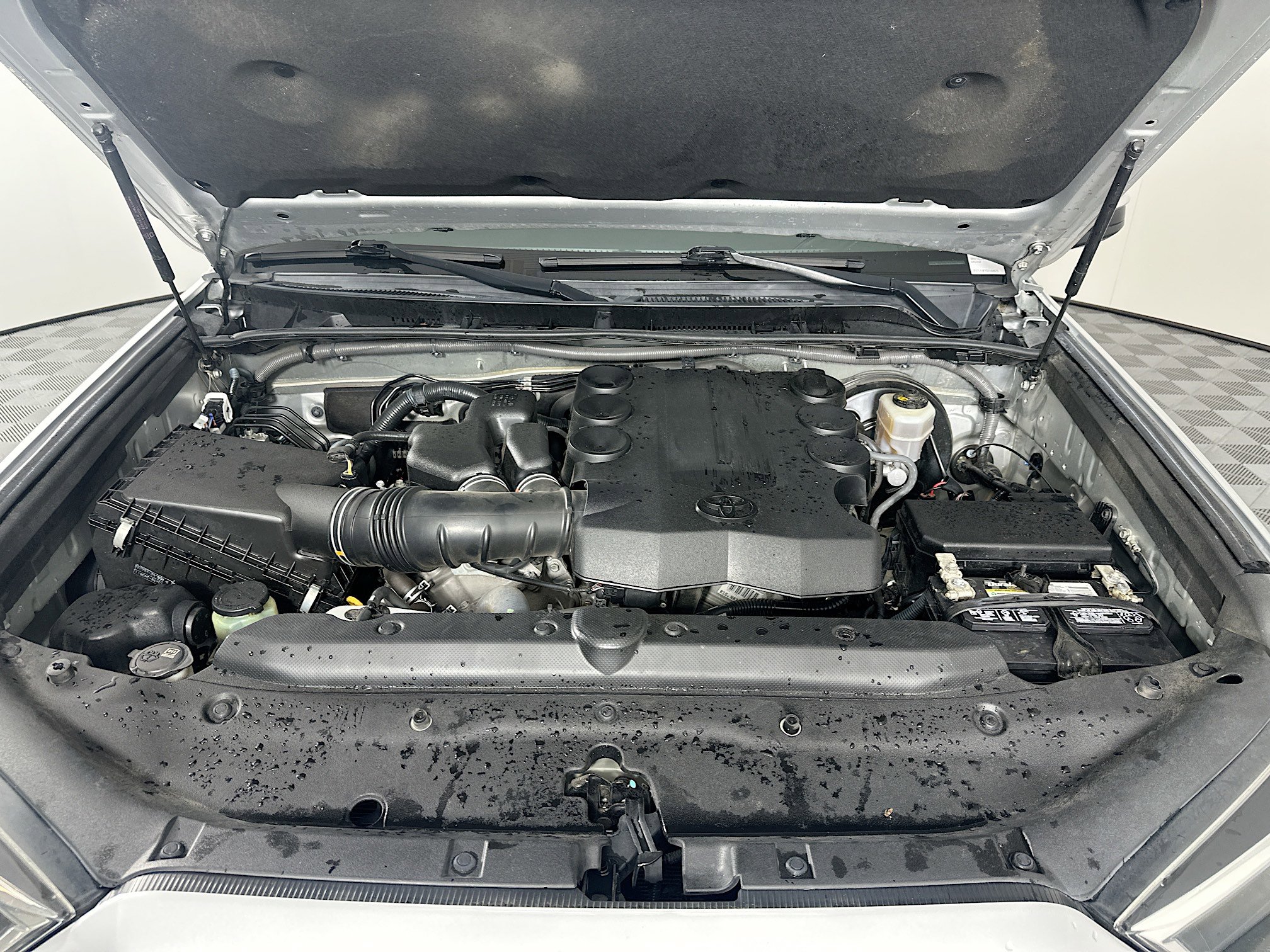 Used 2016 Toyota 4Runner SR5 image 33