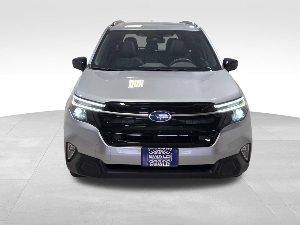 Used 2025 Subaru Forester Touring w/ Popular Package - Touring image 14