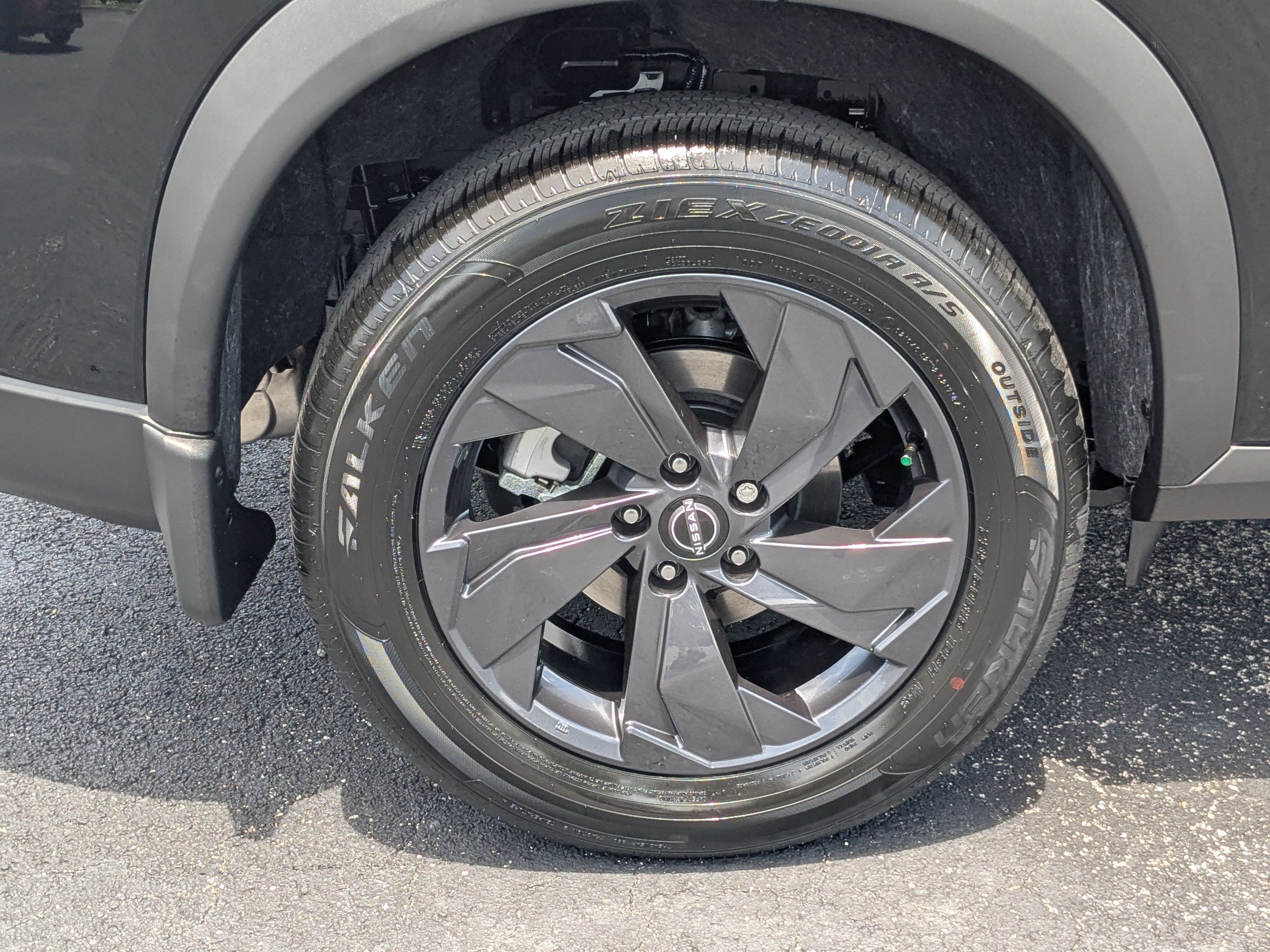 New 2026 Nissan Rogue SV FWD image 11