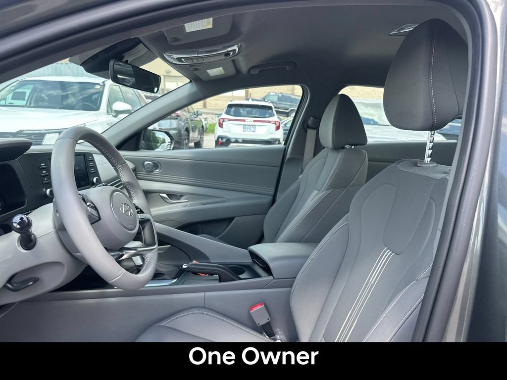 Used 2026 Hyundai Elantra Sport FWD image 7