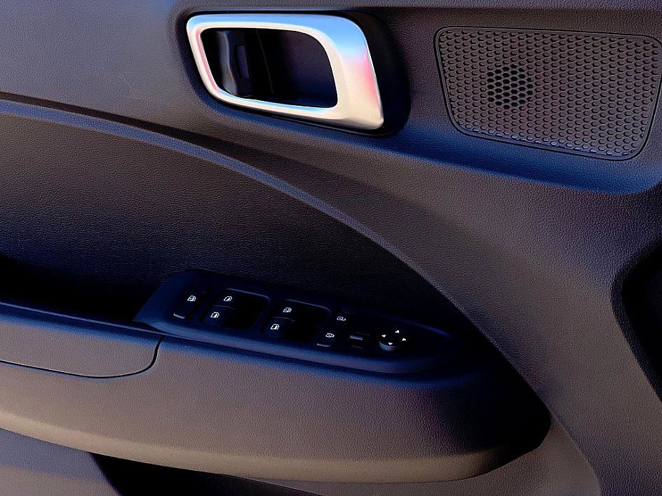 New 2026 Hyundai Venue SEL image 16