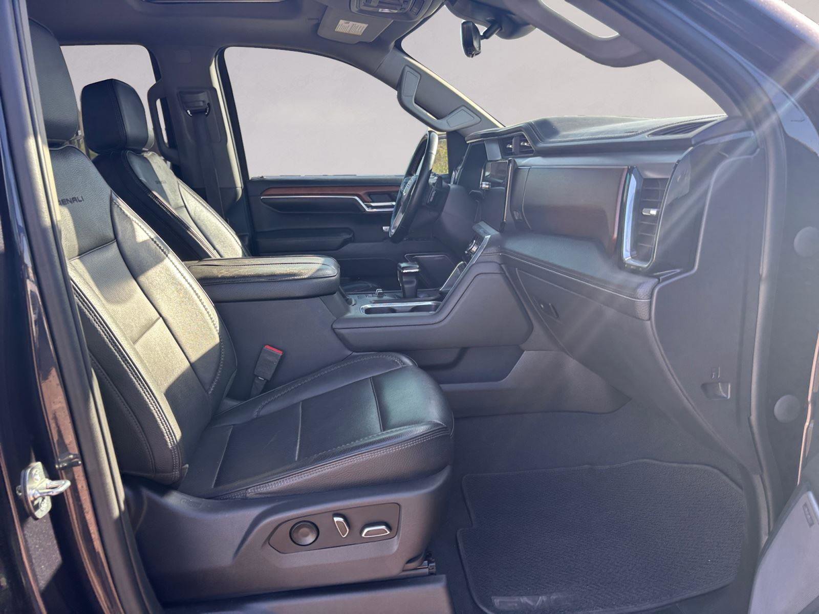 Certified 2023 GMC Sierra 1500 Denali w/ Denali Reserve Package image 15