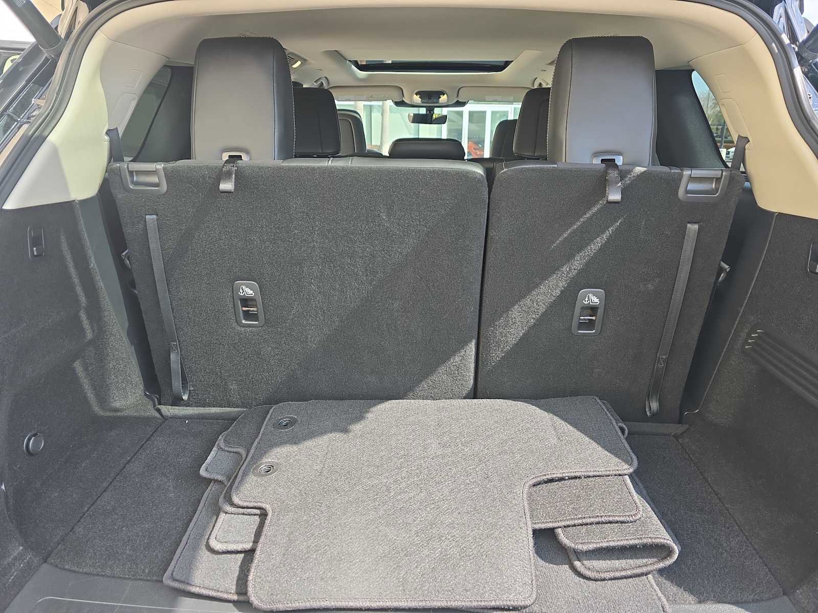 Certified 2025 INFINITI QX60 Luxe FWD image 26