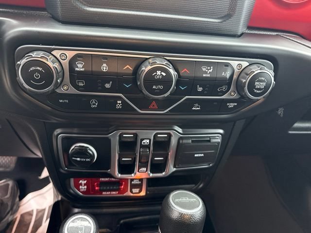 Used 2021 Jeep Gladiator Rubicon w/ Cold Weather Group AWD/4WD image 19