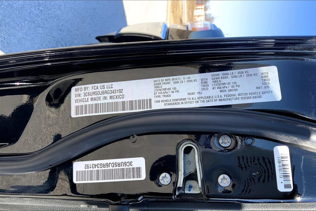 Used 2024 RAM 2500 Big Horn w/ Bed Utility Group image 27