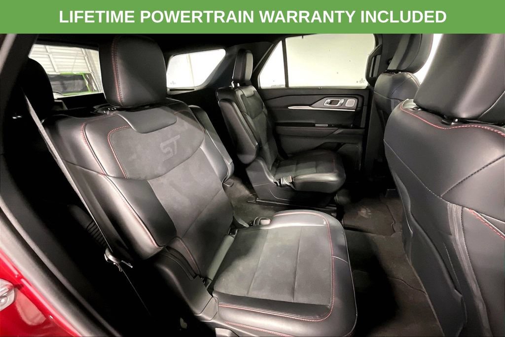 Used 2025 Ford Explorer ST AWD/4WD image 33