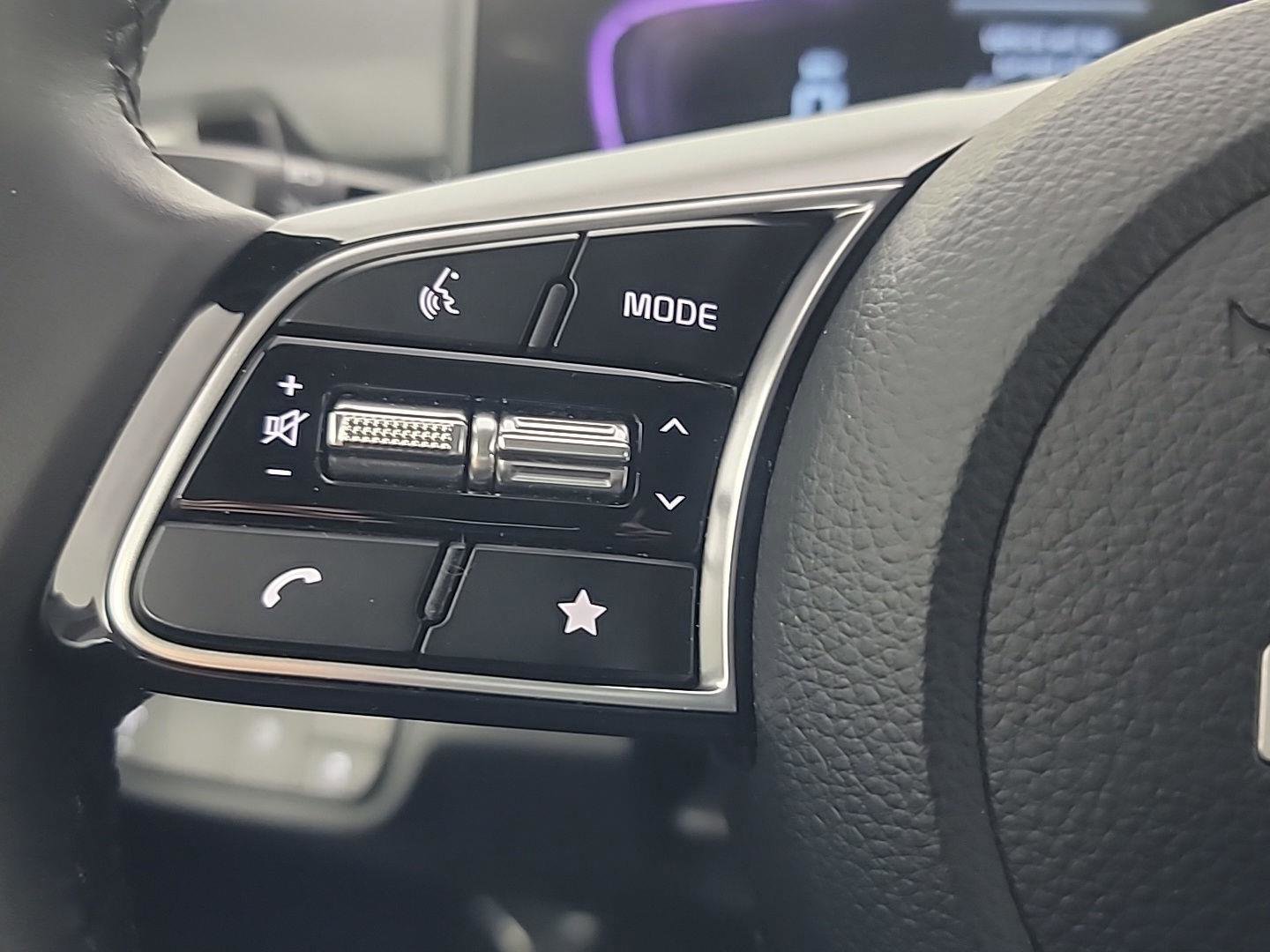 Used 2025 Kia Seltos S image 23