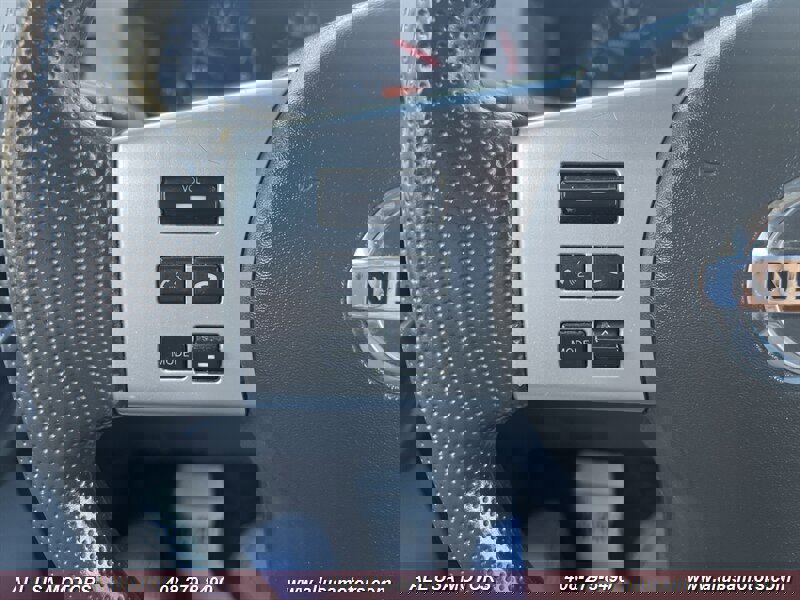 Used 2014 Nissan Xterra S image 22