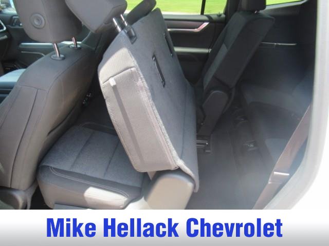 Used 2025 GMC Acadia Elevation FWD image 19
