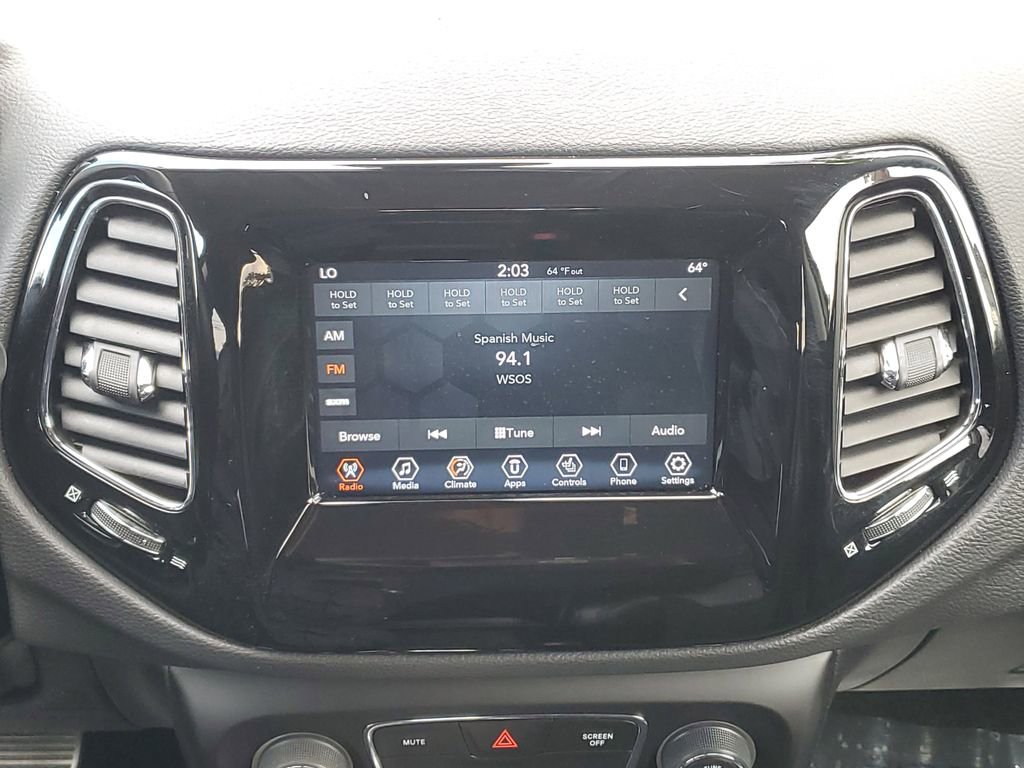 Used 2021 Jeep Compass Latitude image 28