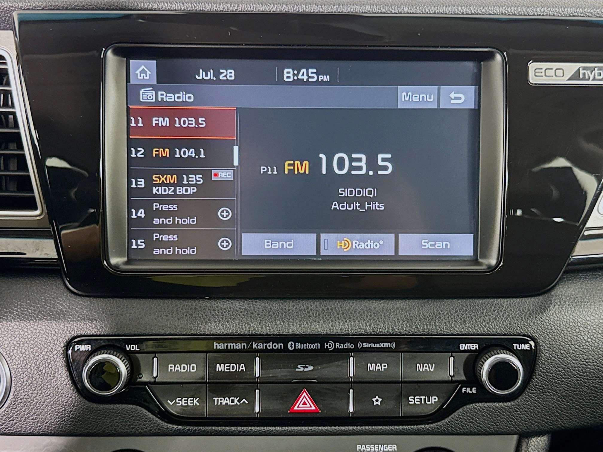 Used 2019 Kia Niro Touring FWD image 16