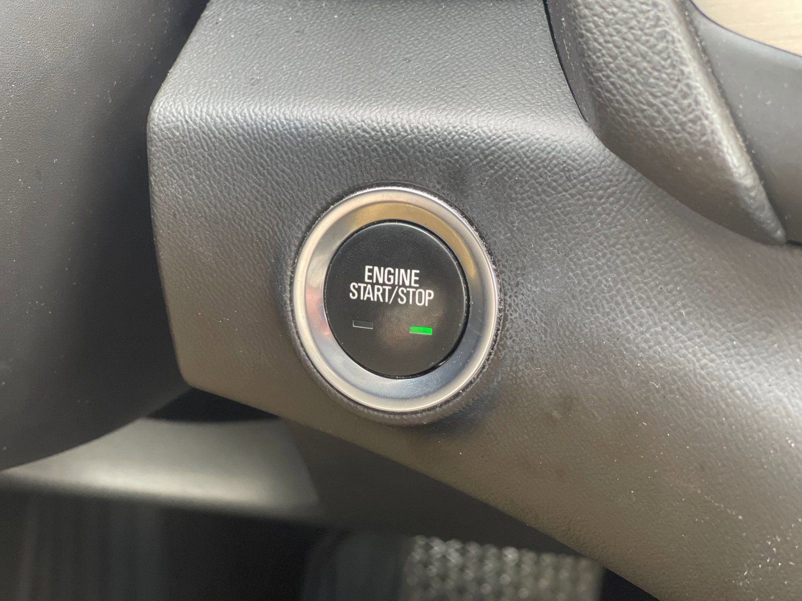 Used 2023 GMC Terrain Denali image 26