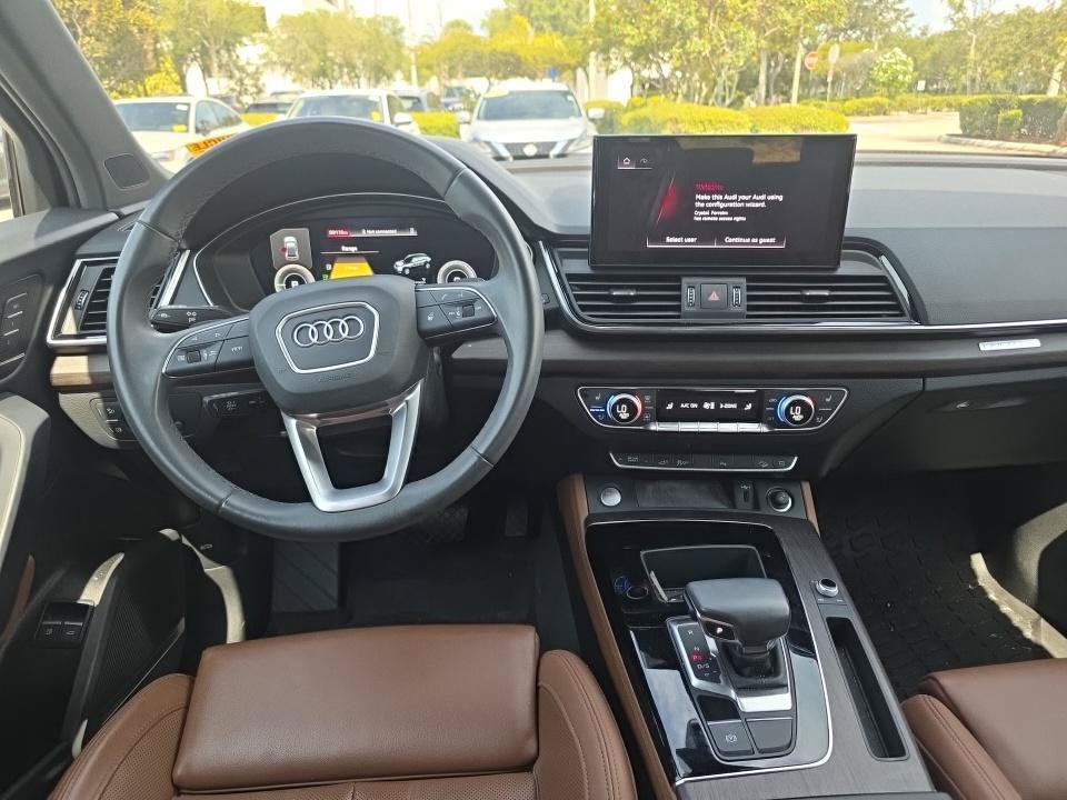 Used 2023 Audi Q5 e Premium Plus w/ Premium Plus Package AWD/4WD image 7