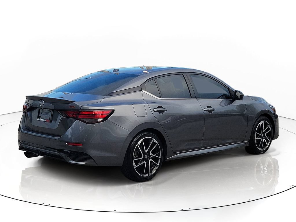 Certified 2024 Nissan Sentra SR FWD image 3